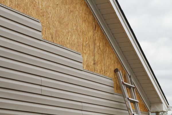 Grey Vinyl Siding Installation in Ooltewah