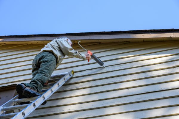Cost of Vinyl Siding Caulk Repair in Ooltewah