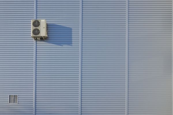 Cost of Flat Metal Siding Installation in Ooltewah