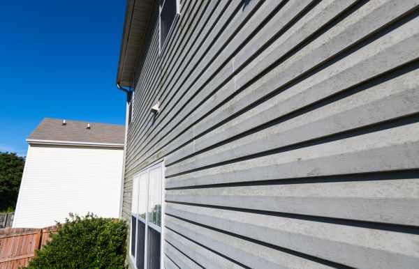 Cost of Vinyl Siding Panel Replacement in Ooltewah